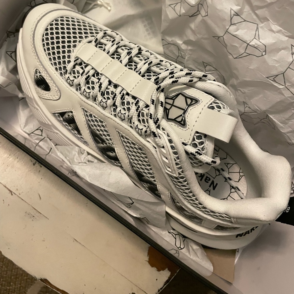 Brand new naked Wolfe sneakers